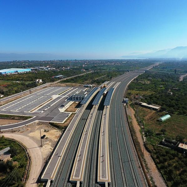 Construction of the infrastructure of the new double railway line in the section from CH.73+135 up to CH. 79+750 (80+493 N.H.S.R.L.), railway stations and halts in the section Kiato – Rododafni (C.N. 512).